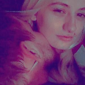 Meet your Posher, Tiffany